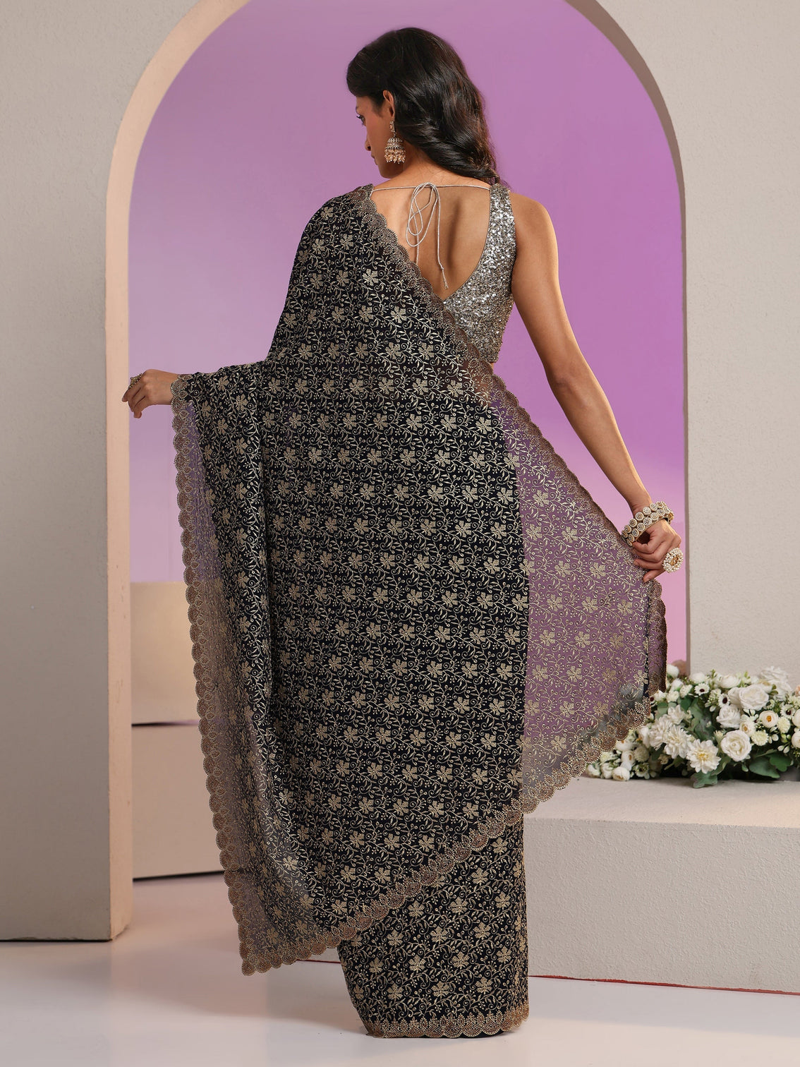Mameraa Navy Blue Floral Embroidered Georgette Saree