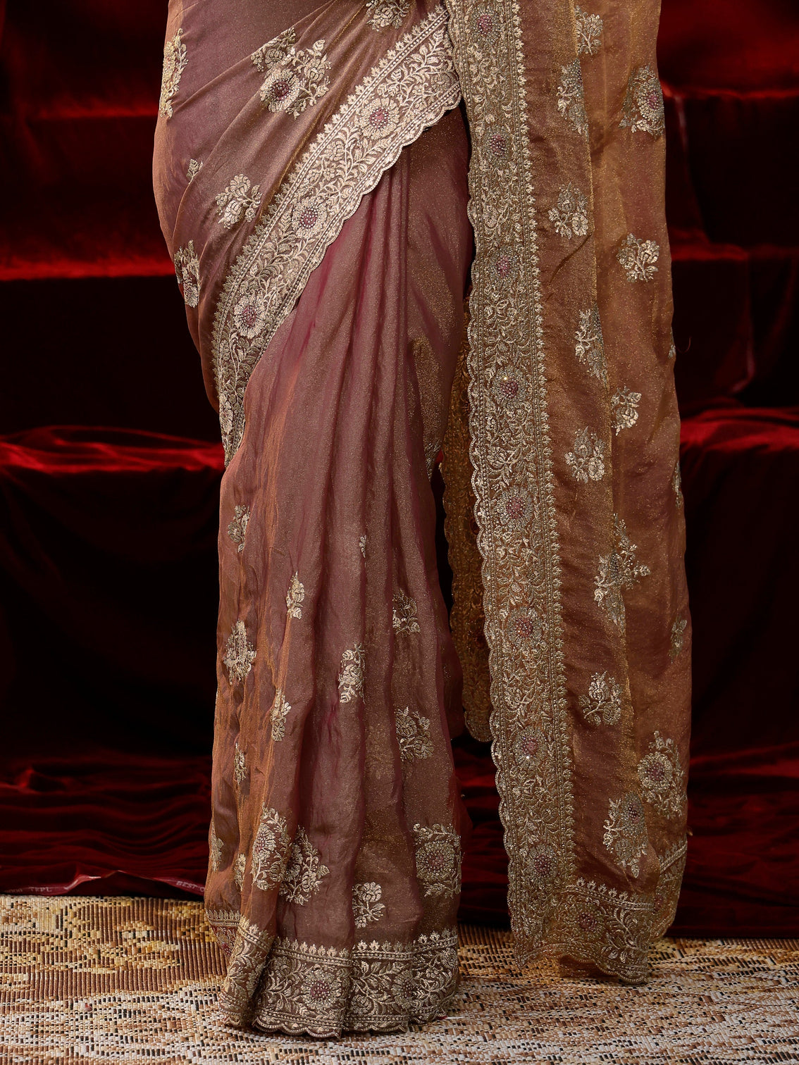 Mameraa Pink Floral Embroidered Tissue Saree