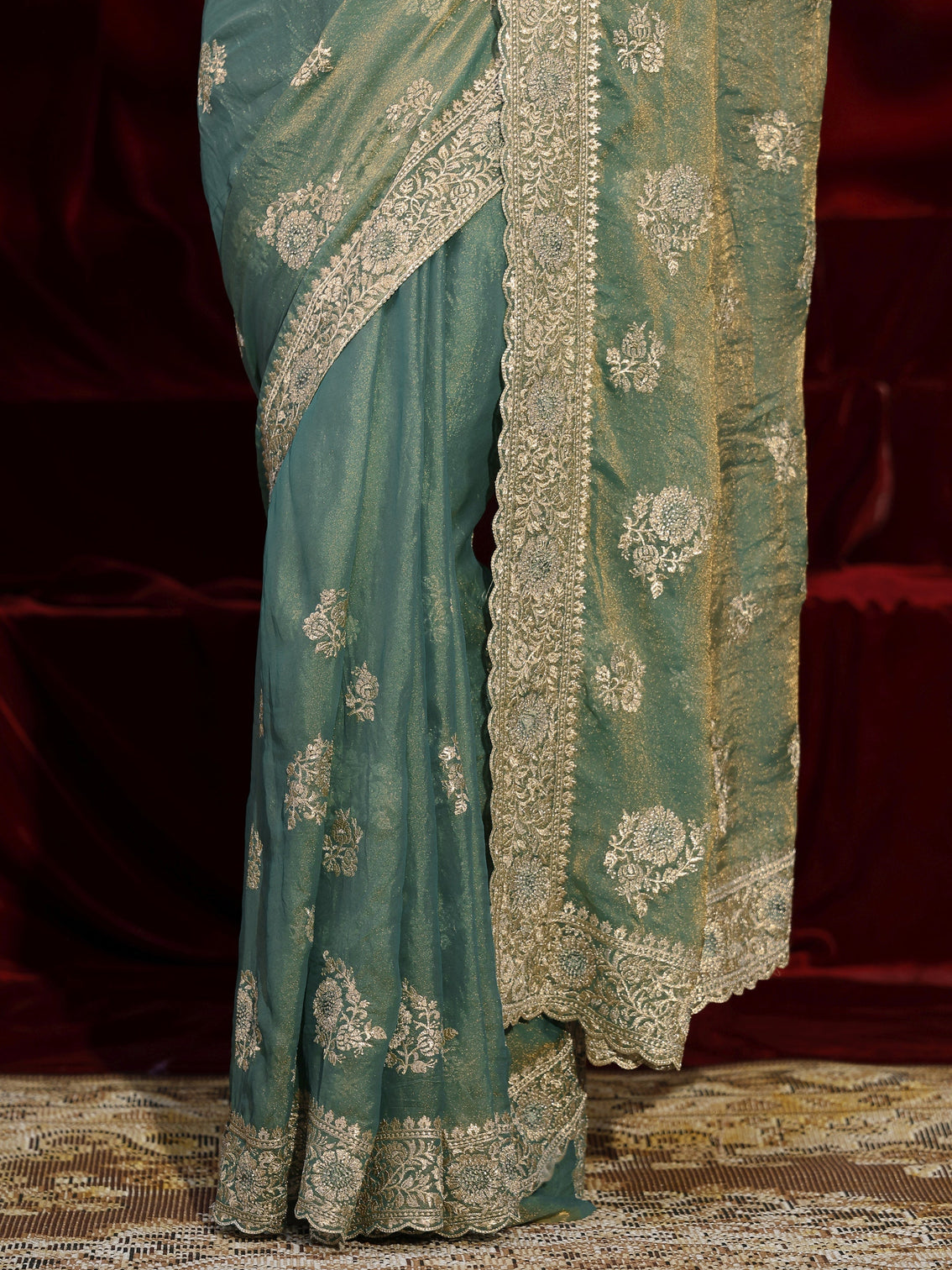 Mameraa Green Floral Embroidered Tissue Saree