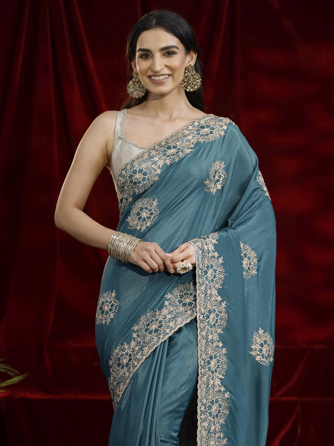Mameraa Green Floral Embroidered Tissue Saree
