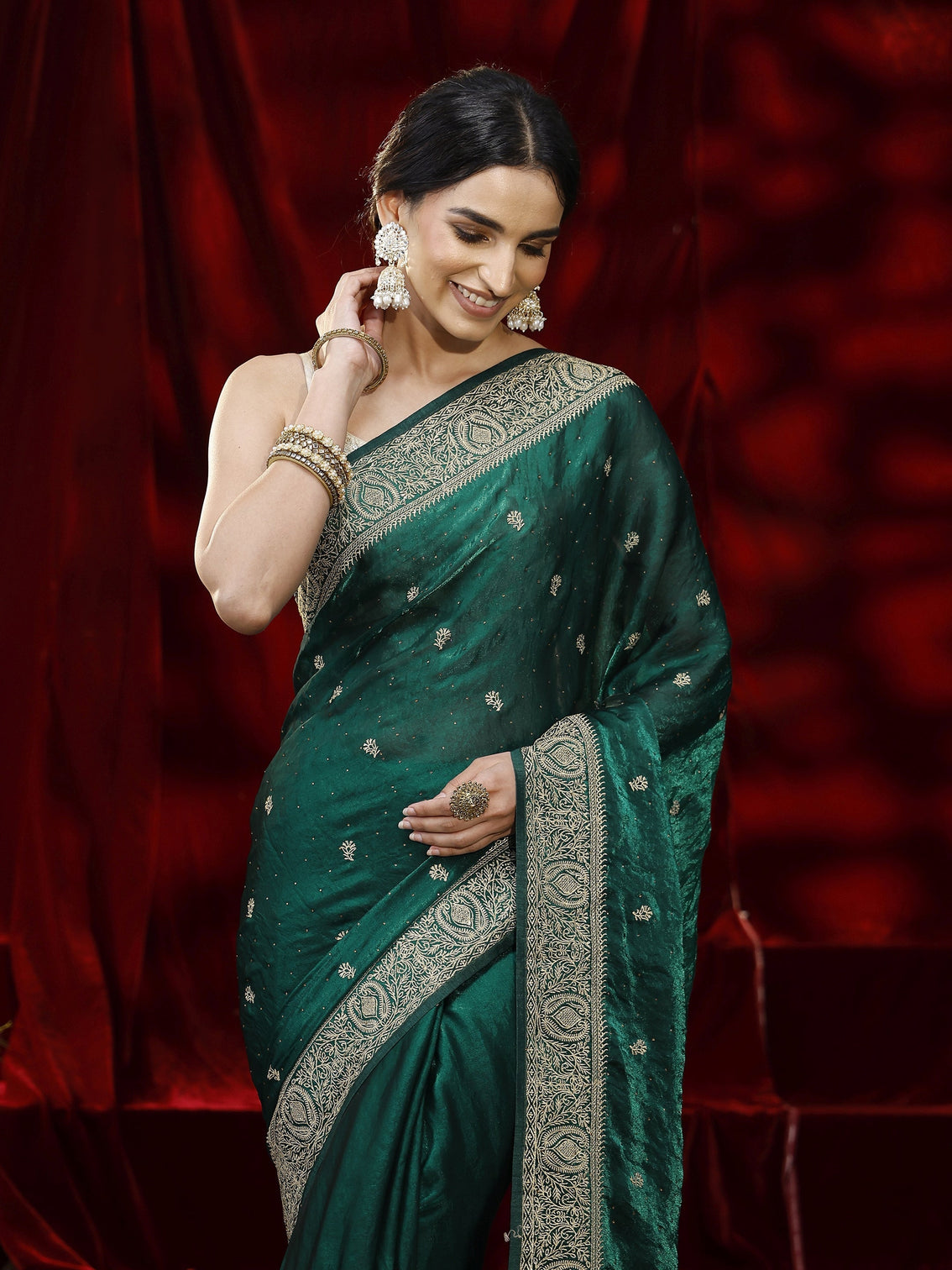 Mameraa Green Floral Embroidered Tissue Saree