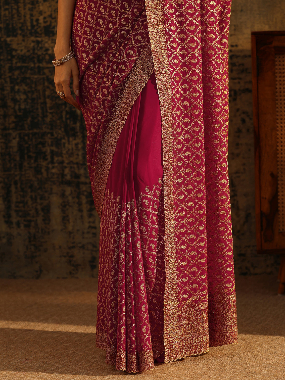 Mameraa Art Magenta Pink Embroidered Georgette Saree