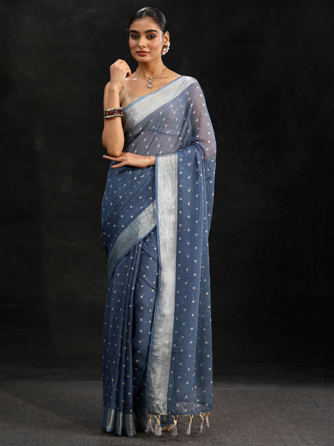 Mameraa Steel Blue Floral Printed Chiffon Saree