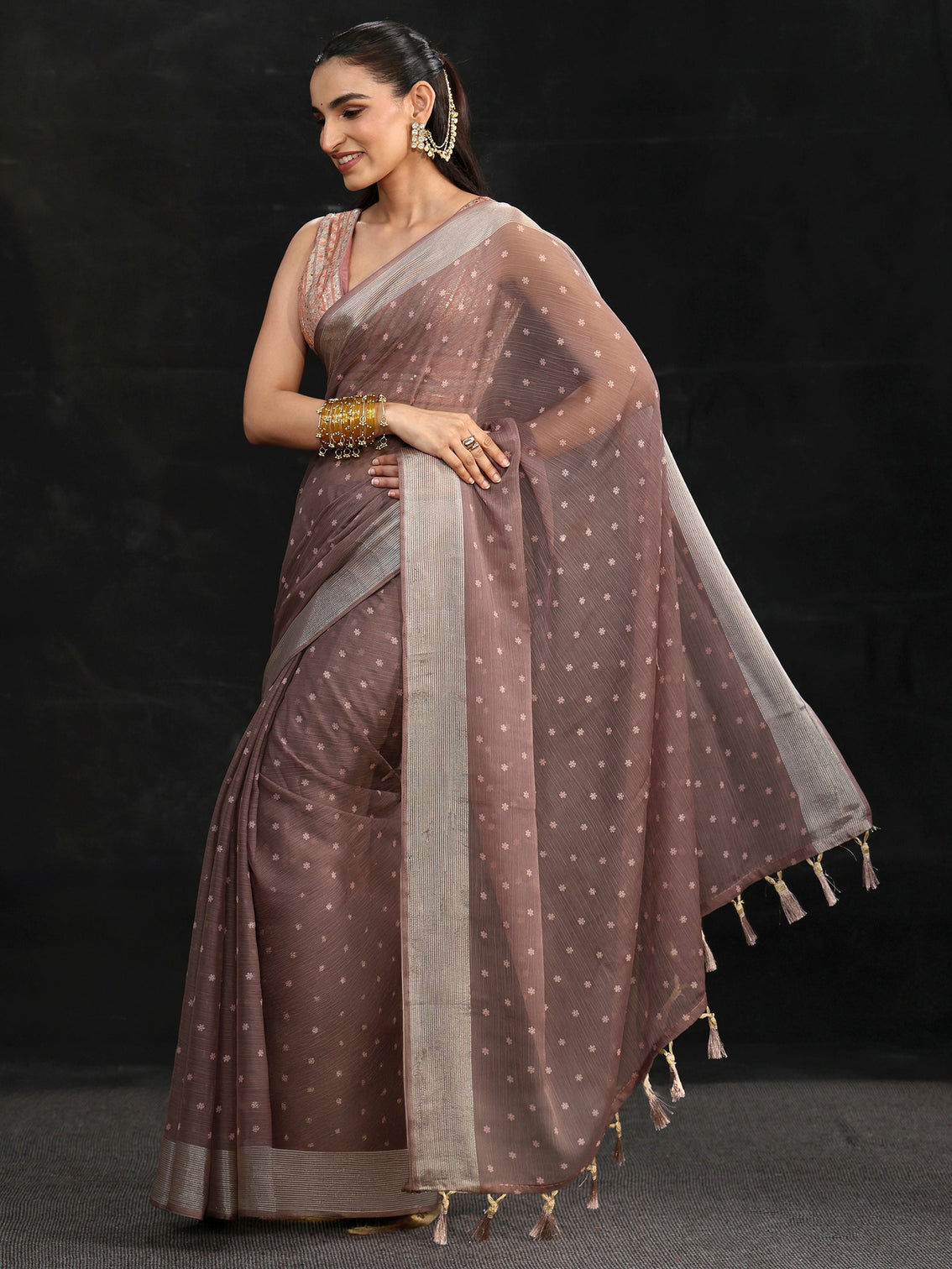 Mameraa Brown Floral Printed Chiffon Saree