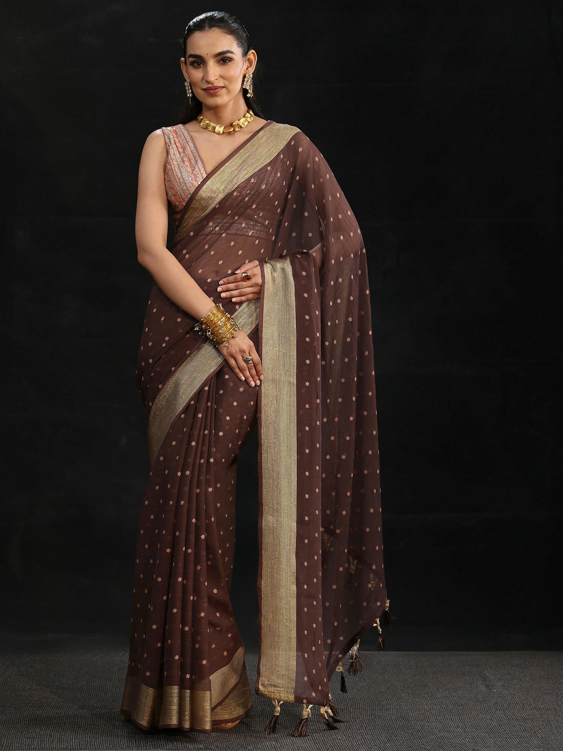 Mameraa Chocolate Brown Floral Printed Chiffon Saree