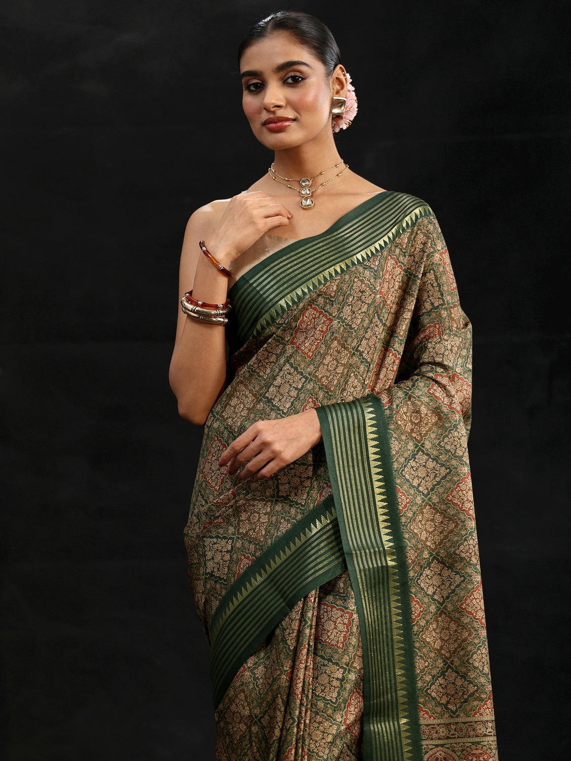 Mameraa Green Floral Foil Printed Silk Blend Saree