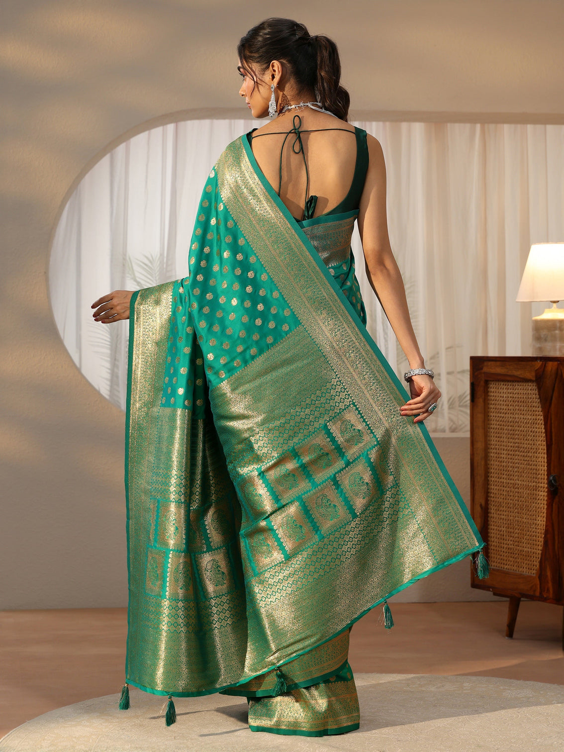 Mameraa Teal Green Banarasi Silk Blend Saree