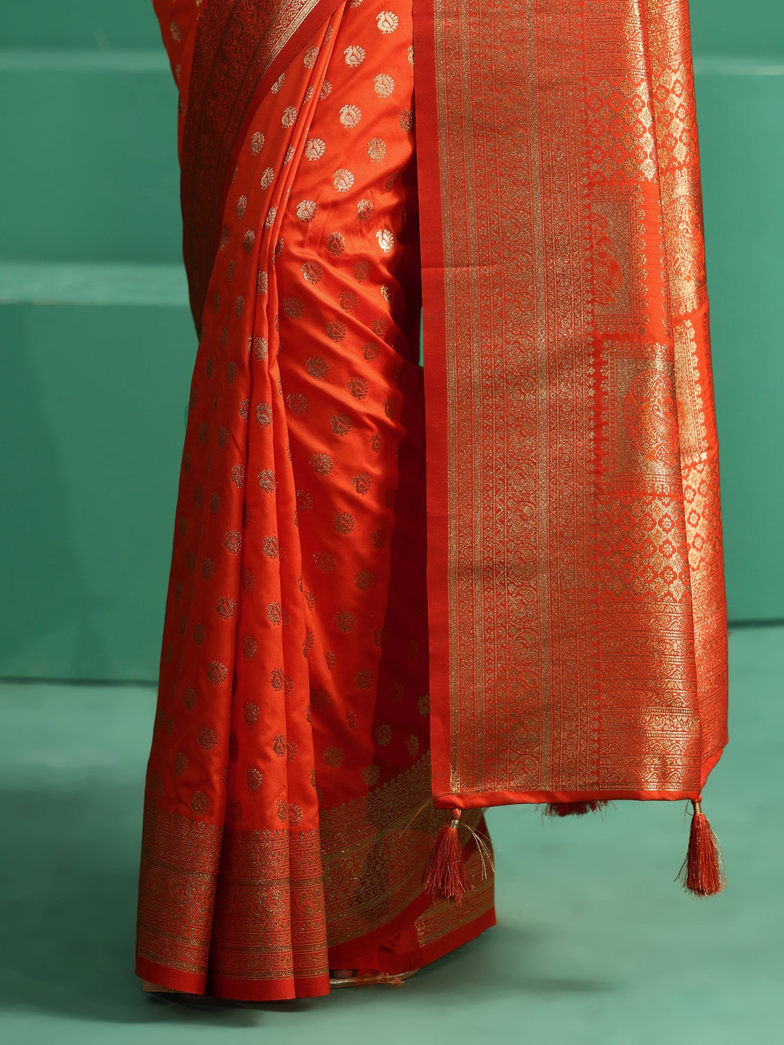 Mameraa Orange Banarasi Silk Blend Saree