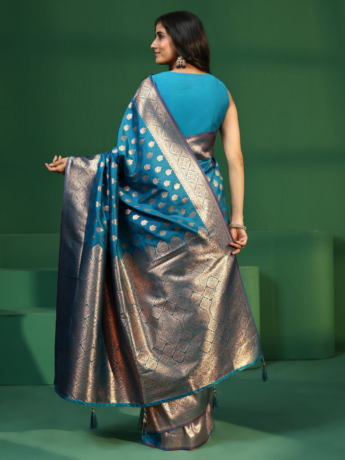 Mameraa Cerulean Blue Banarasi Silk Blend Saree