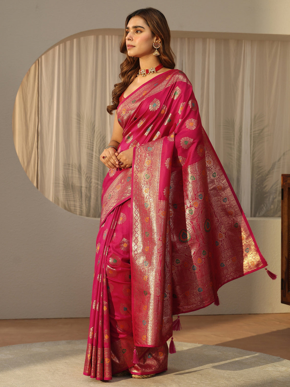 Mameraa Fuchsia Pink Banarasi Silk Blend Saree