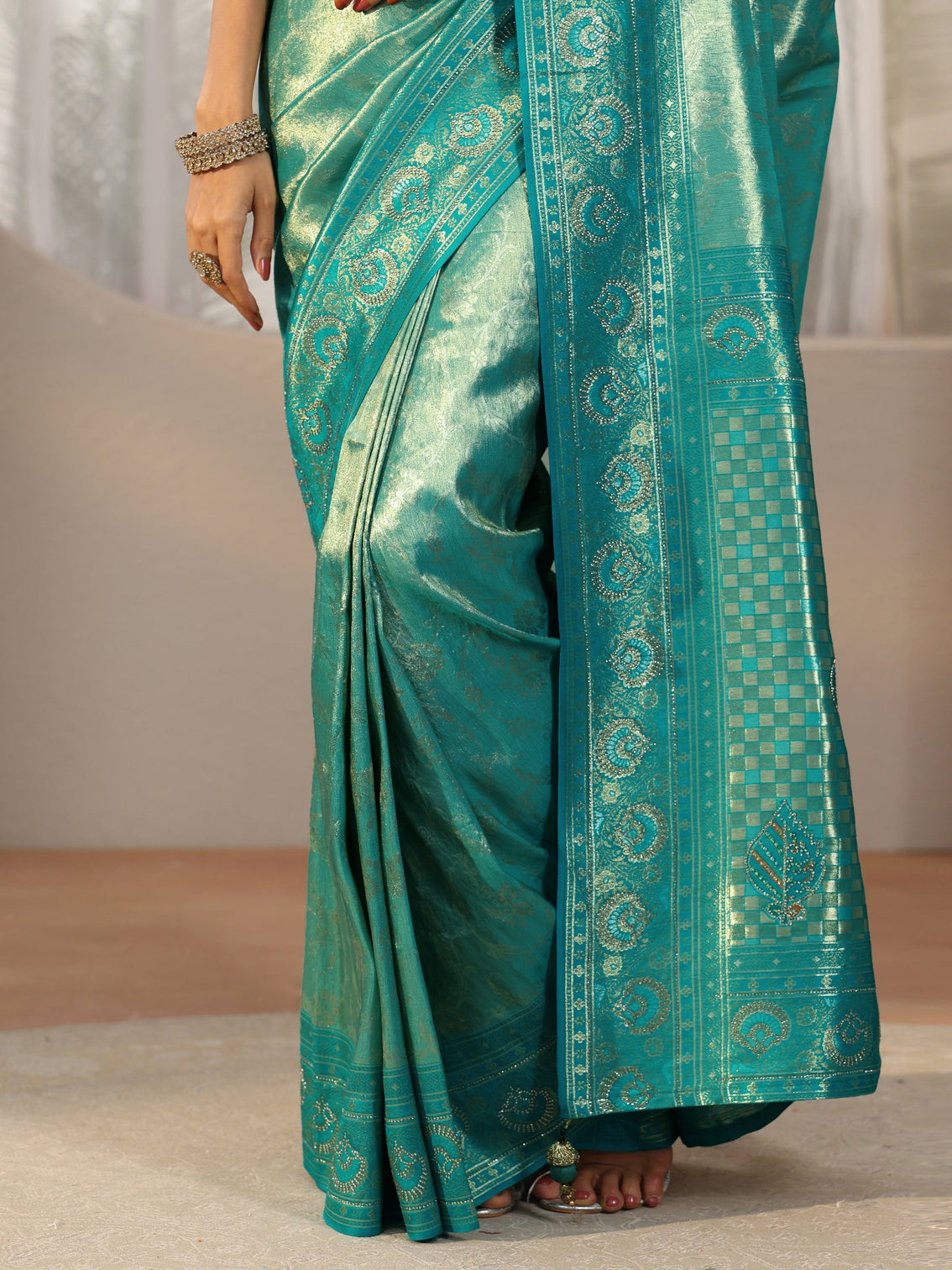 Mameraa Sea Green Floral Woven Silk Blend Saree