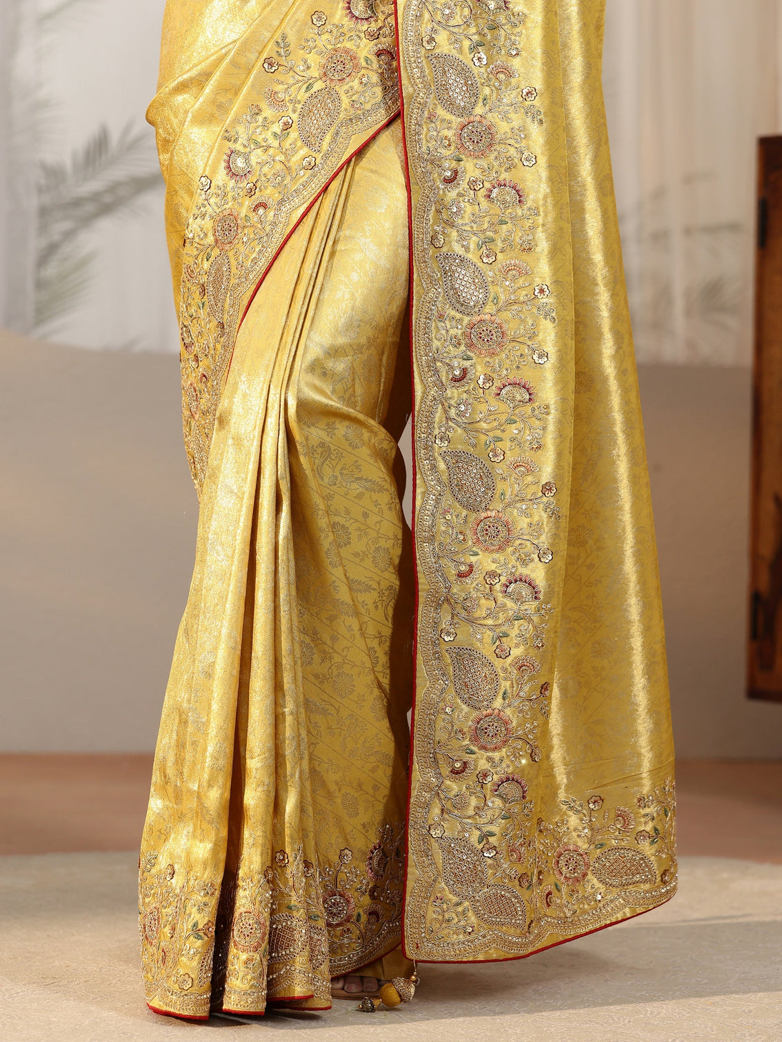 Mameraa Green Woven Design Satin Saree With Embellished Border
