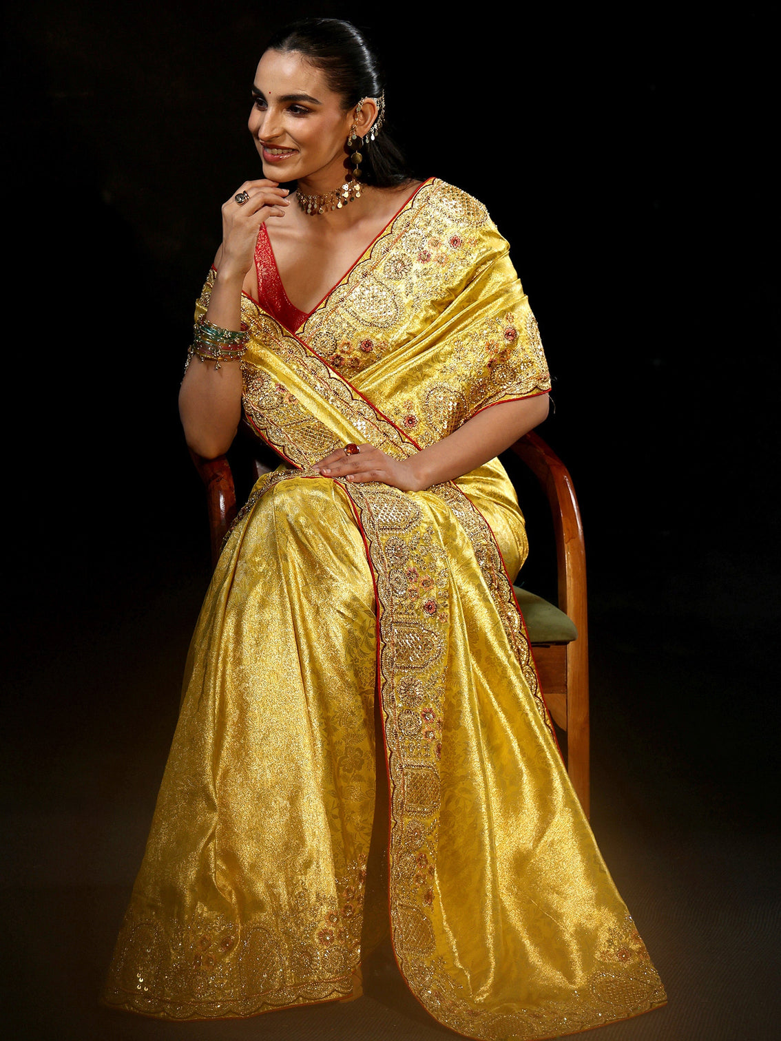Mameraa Art Green Woven Design Silk Blend Saree with Embellished Border