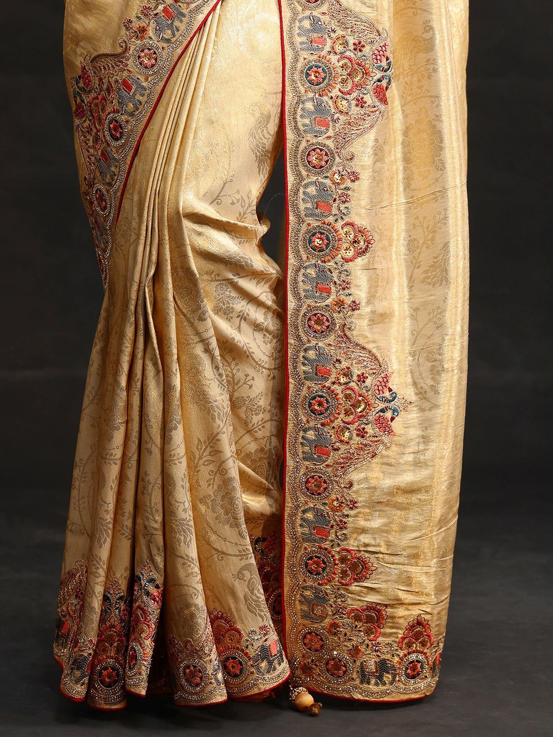 Mameraa Art Gold Silk Blend Saree with Embroidered Border