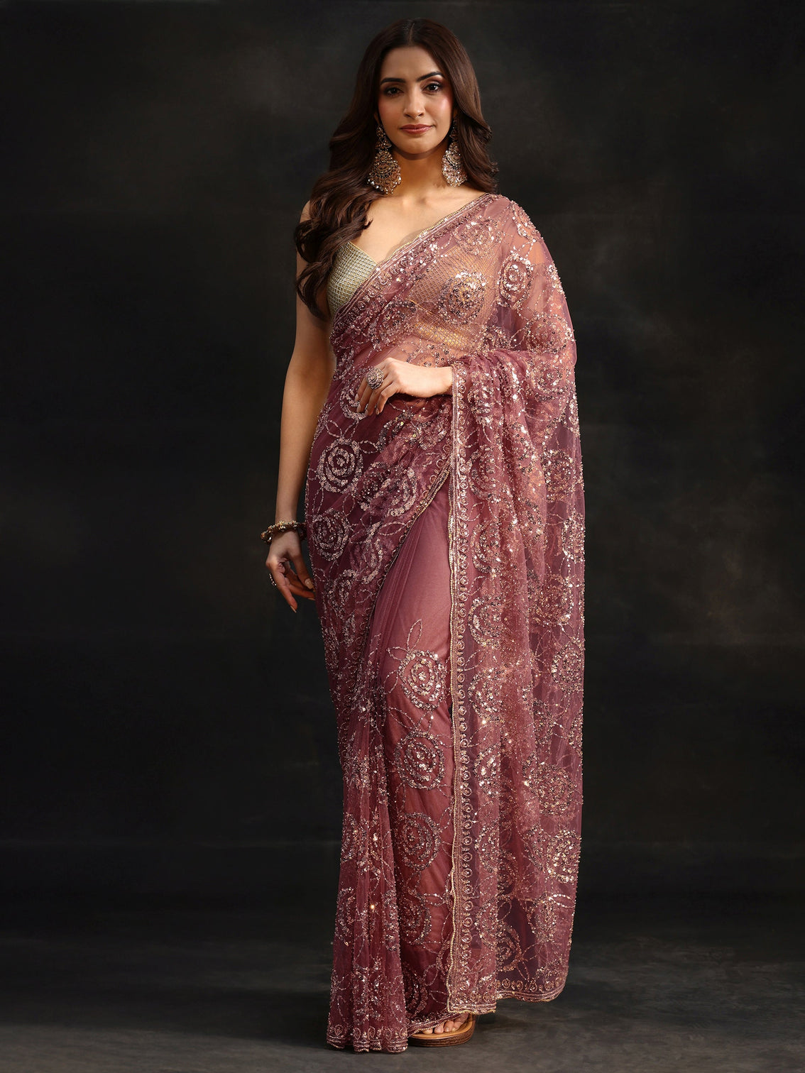 Mameraa Art Mauve Sequinned Rosette Design Net Saree