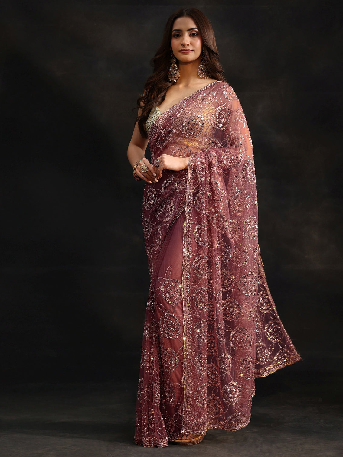 Mameraa Art Mauve Sequinned Rosette Design Net Saree