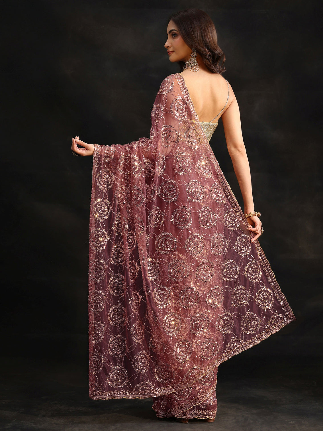 Mameraa Art Mauve Sequinned Rosette Design Net Saree