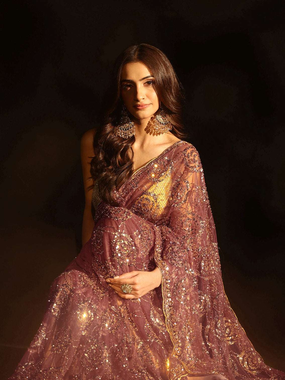 Mameraa Art Mauve Sequinned Rosette Design Net Saree