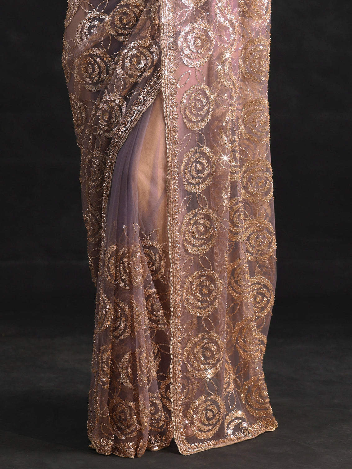 Mameraa Art Lavender Sequinned Rosette Design Net Saree