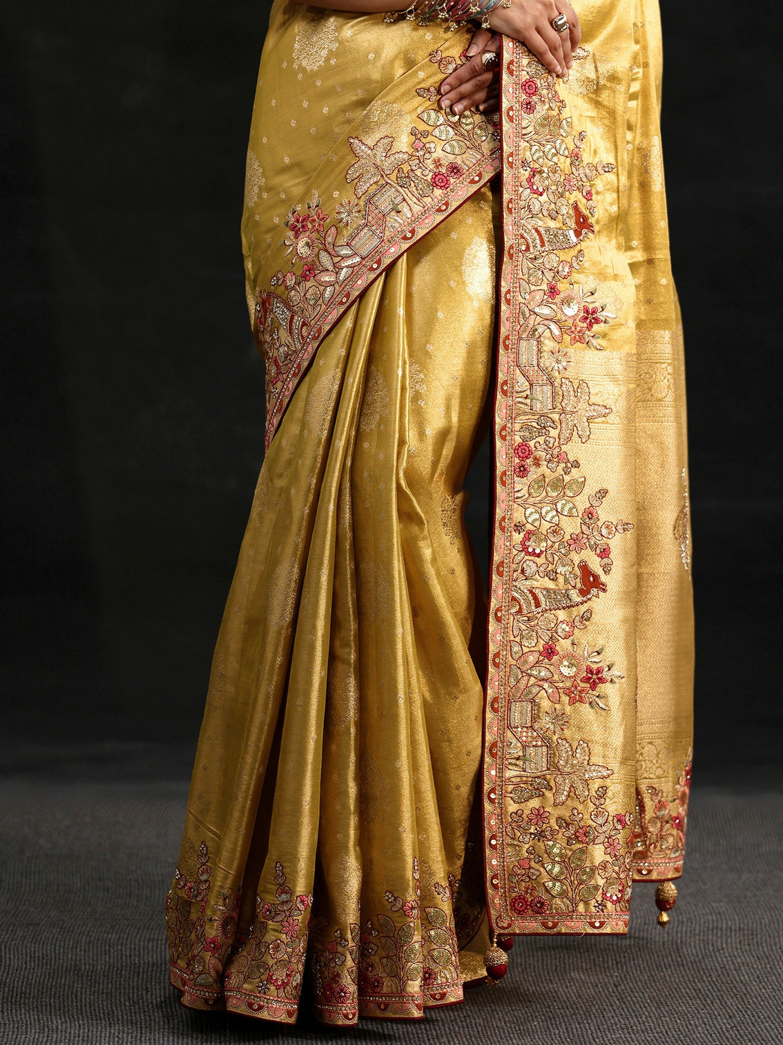 Mameraa Art Mustard Woven Design Silk Blend Saree with Embroidered Border