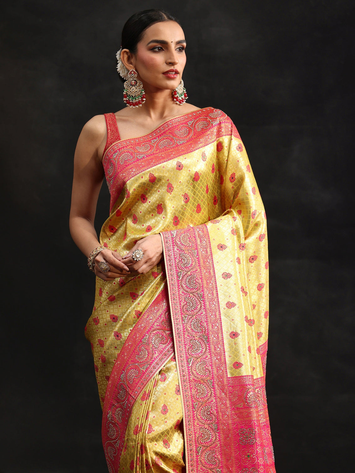 Mameraa Art Green Banarasi Silk Blend Saree