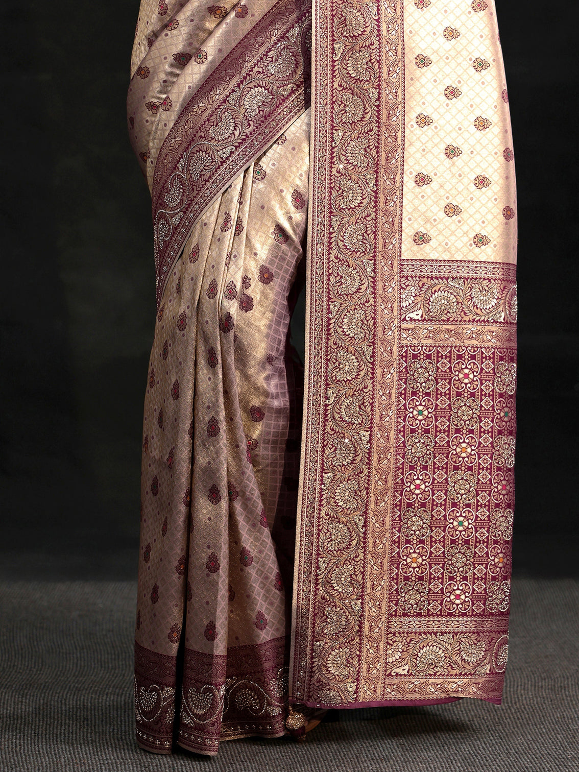 Mameraa Art Purple Banarasi Silk Blend Saree