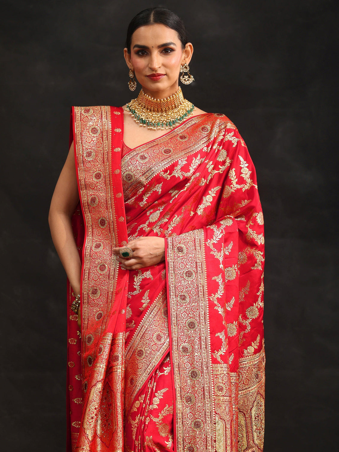 Mameraa Art Vermillion Red Floral Design Banarasi Silk Blend Saree with Dupatta