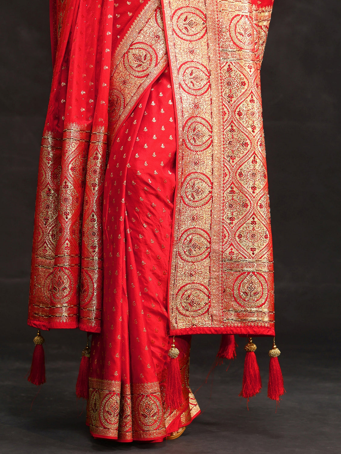 Mameraa Art Vermilion Red Embellished Banarasi Silk Blend Saree with Dupatta