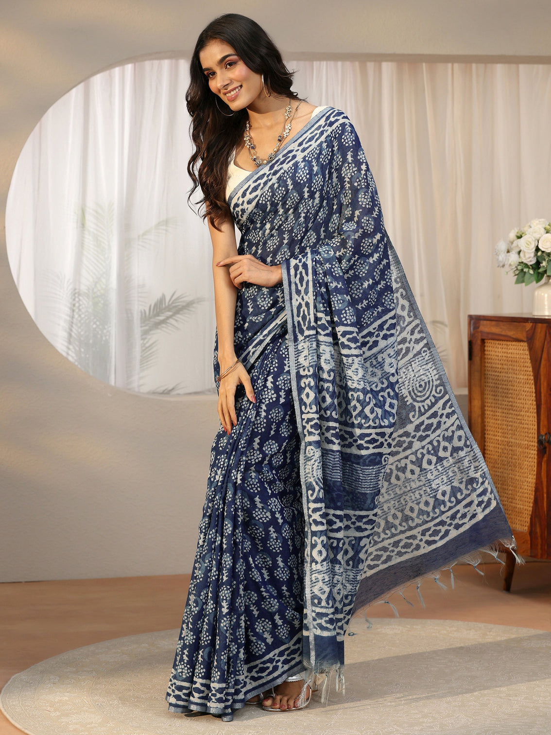Mameraa Indigo Blue Dabu Print Cotton Saree