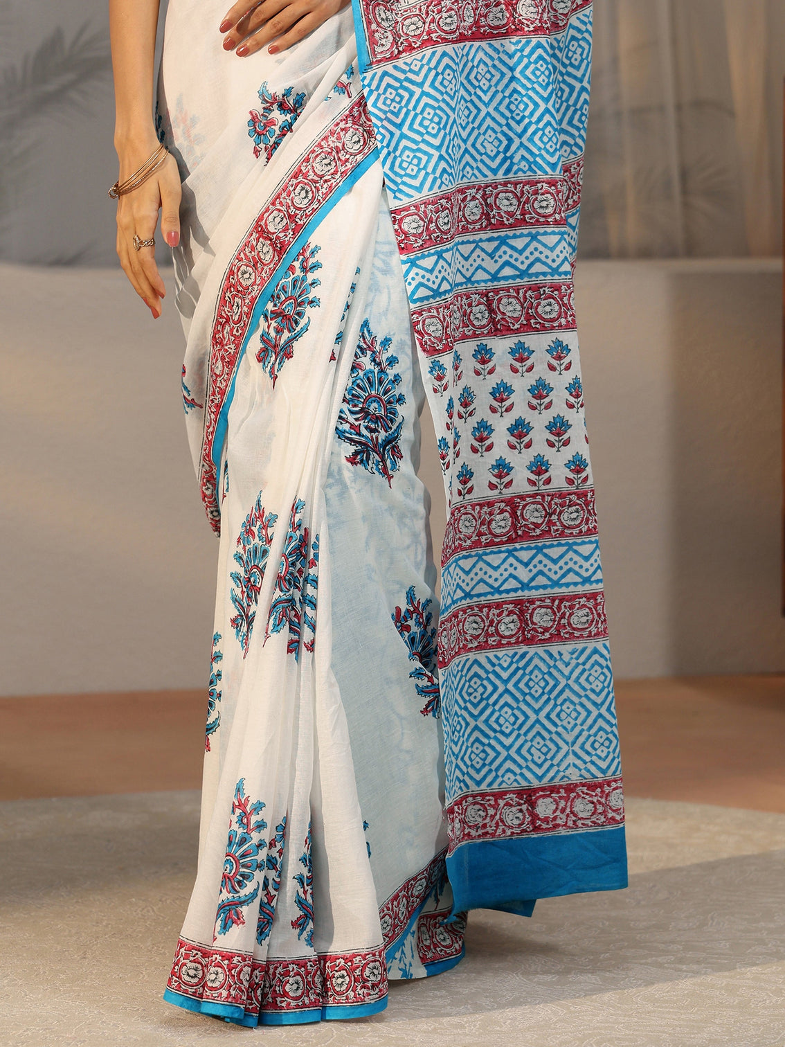Mameraa White Floral Block Print Cotton Saree