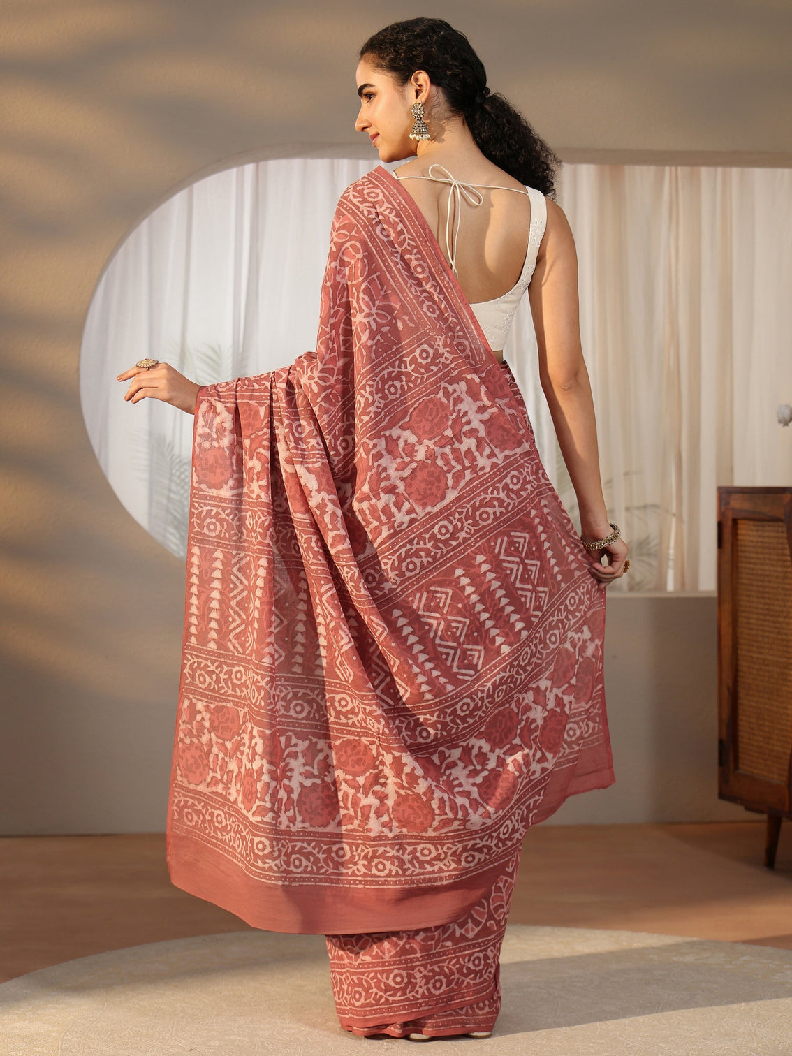 Mameraa Dusty Pink Batik Printed Cotton Saree