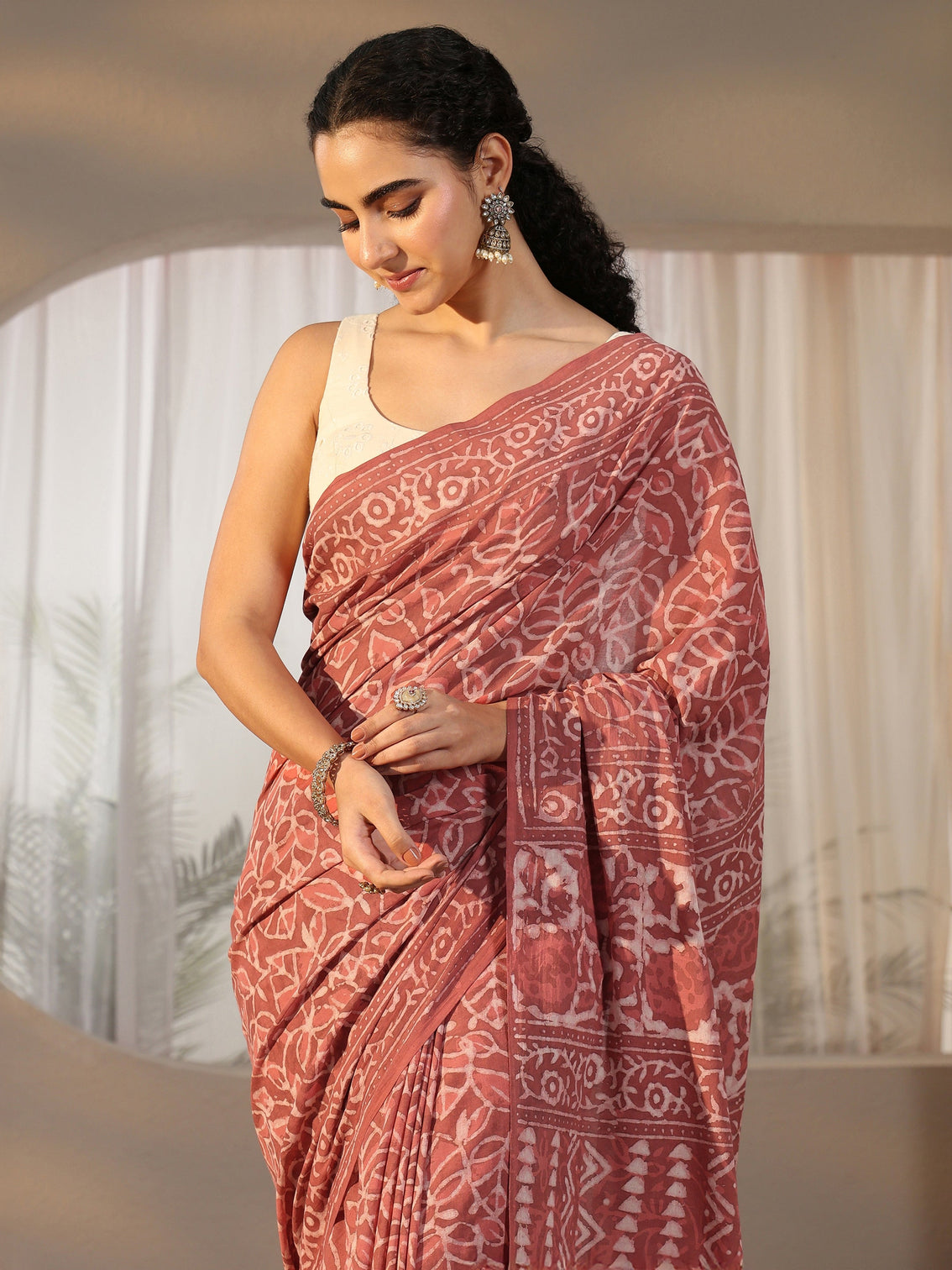 Mameraa Dusty Pink Batik Printed Cotton Saree