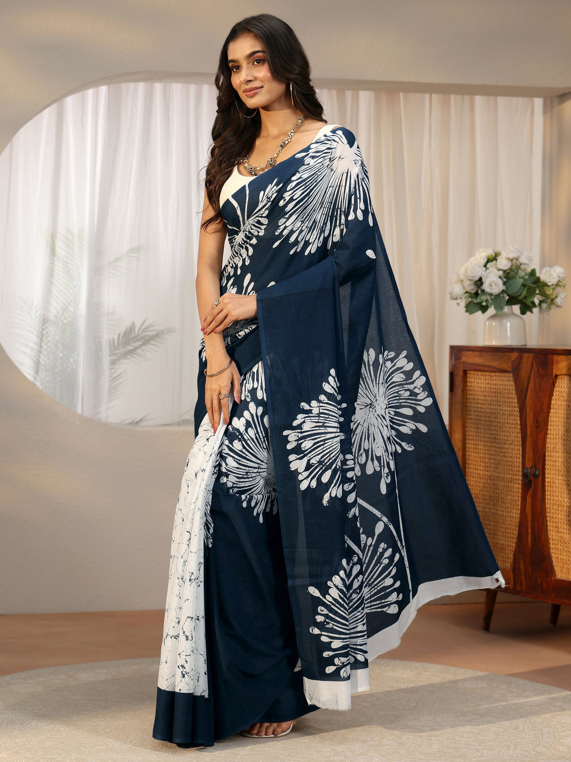 Mameraa Navy Blue Screen Printed Cotton Saree