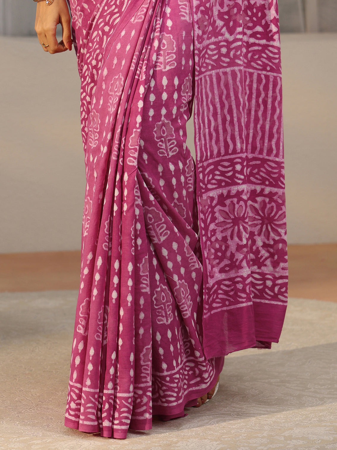 Mameraa Dusty Rose Pink Dabu Print Cotton Saree
