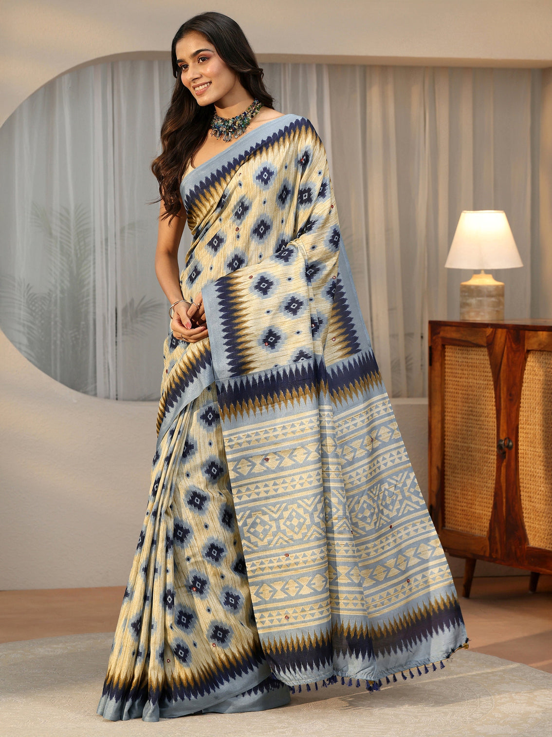 Mameraa Beige Ikat Printed Cotton Blend Saree