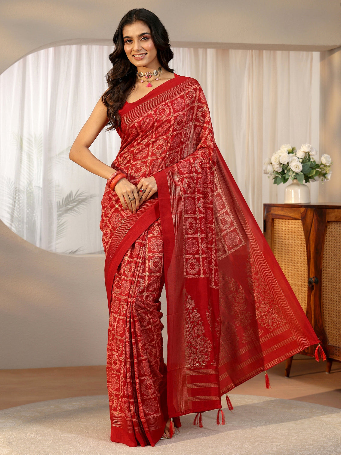Mameraa Vermilion Red Gharchola Silk Blend Saree