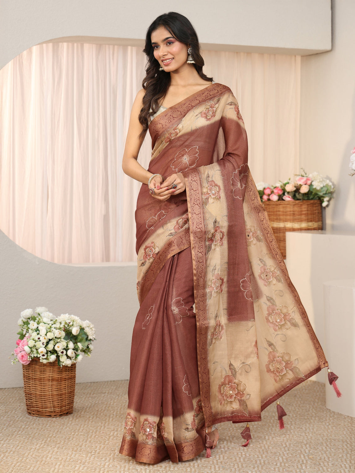 Mameraa Brown Floral Printed Ombre Silk Blend Saree