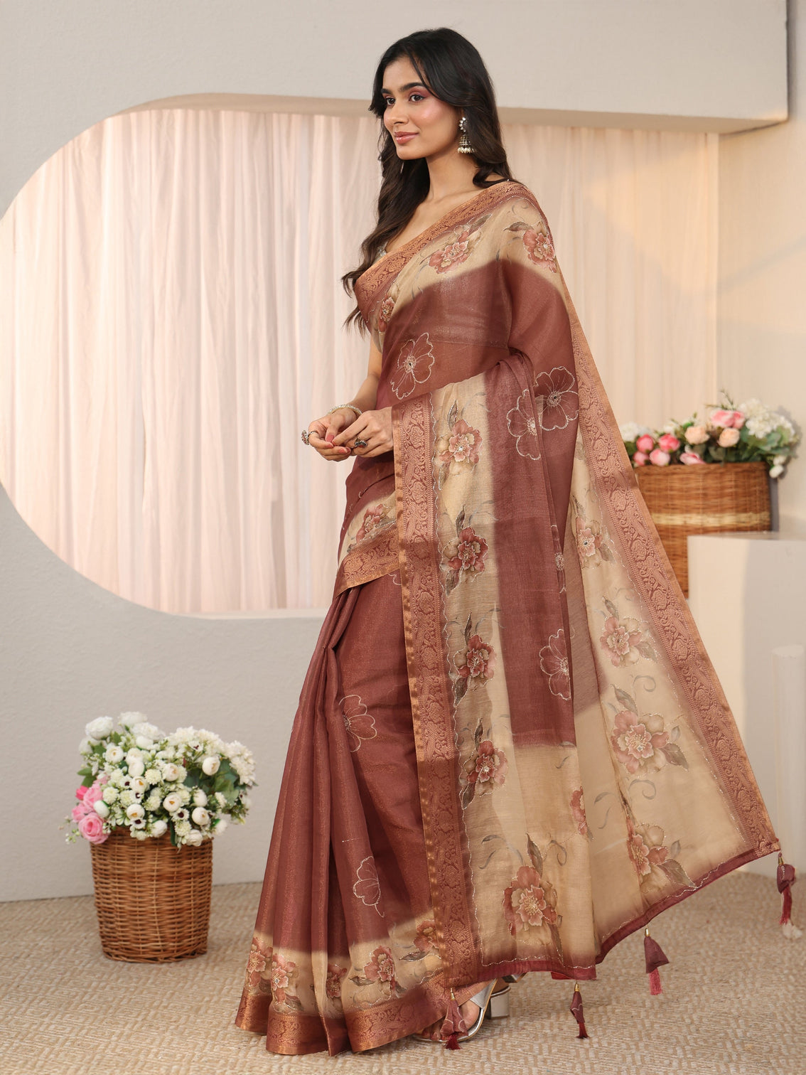 Mameraa Brown Floral Printed Ombre Silk Blend Saree