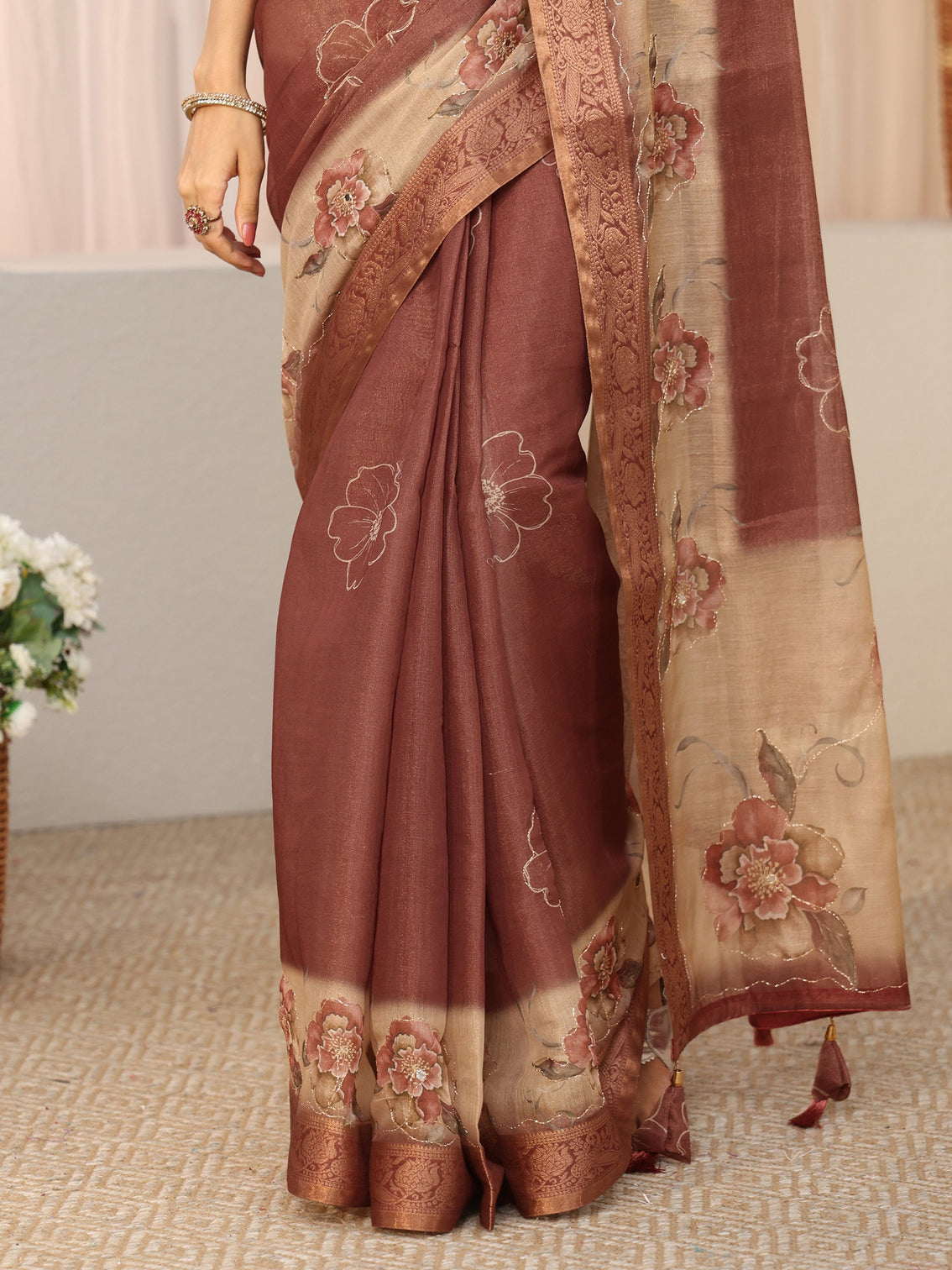 Mameraa Brown Floral Printed Ombre Silk Blend Saree