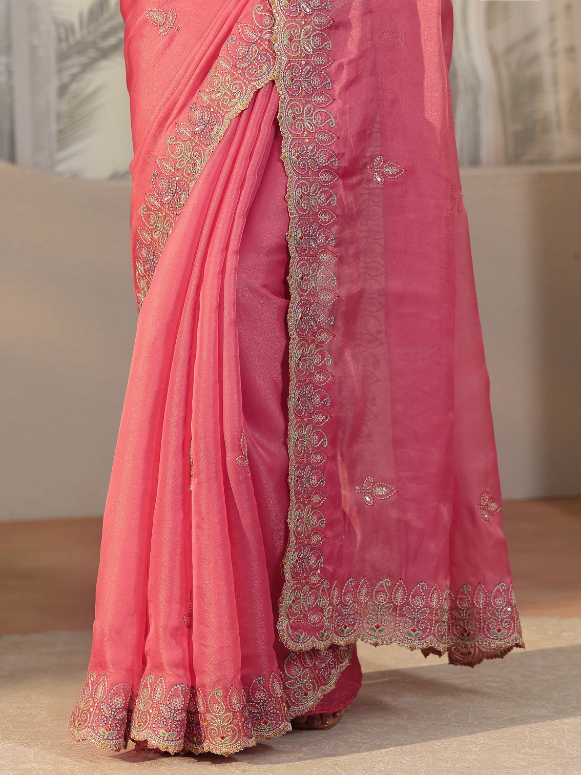 Mameraa Bubblegum Pink  Leafy Embroidered Tissue Saree