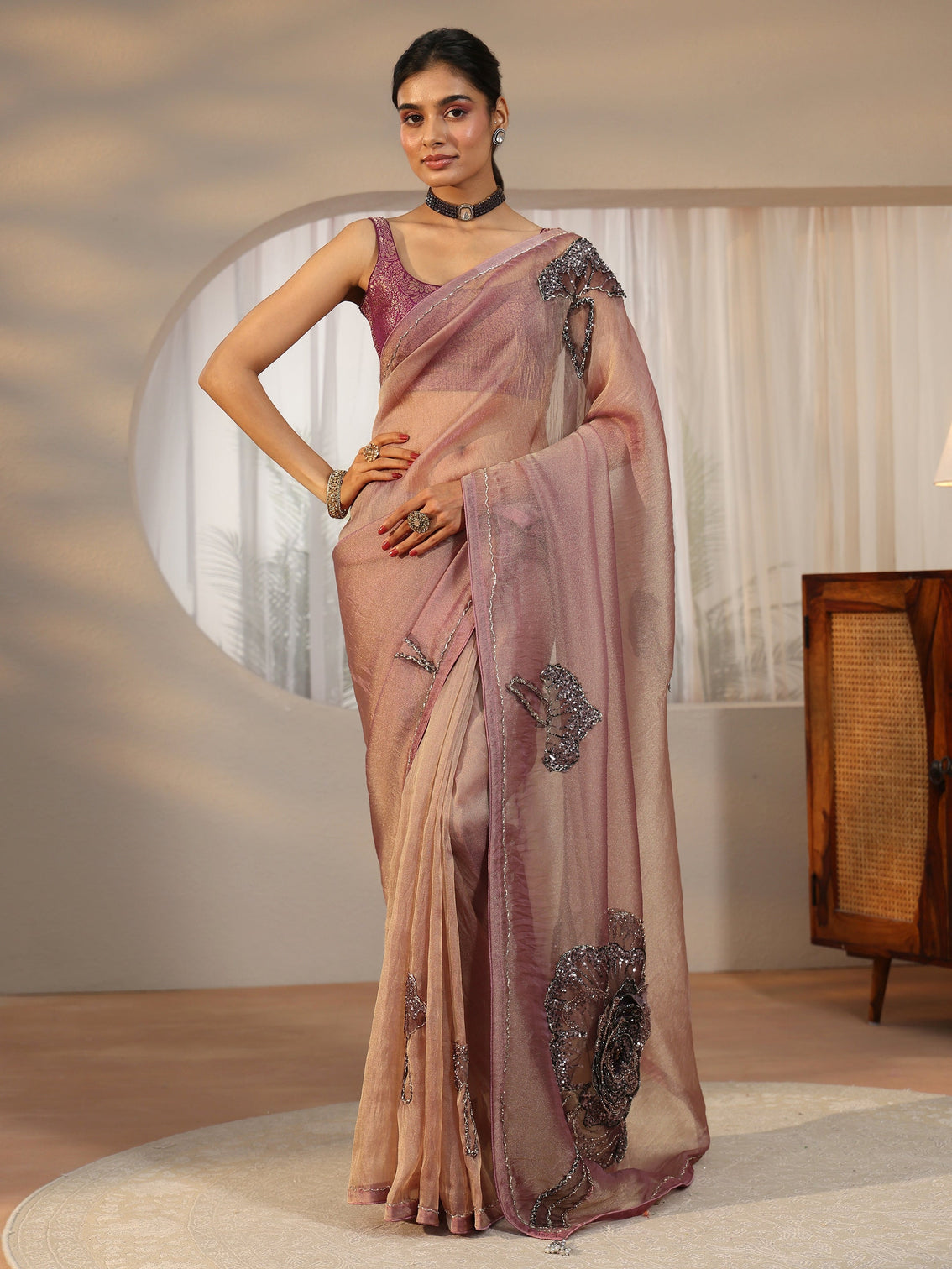 Mameraa Art Mameraa Art Mauve Sequined Floral Applique Tissue Saree