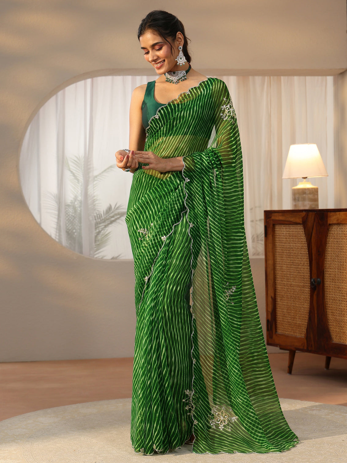 Mameraa Forrest Green Leheriya Printed Chiffon Saree