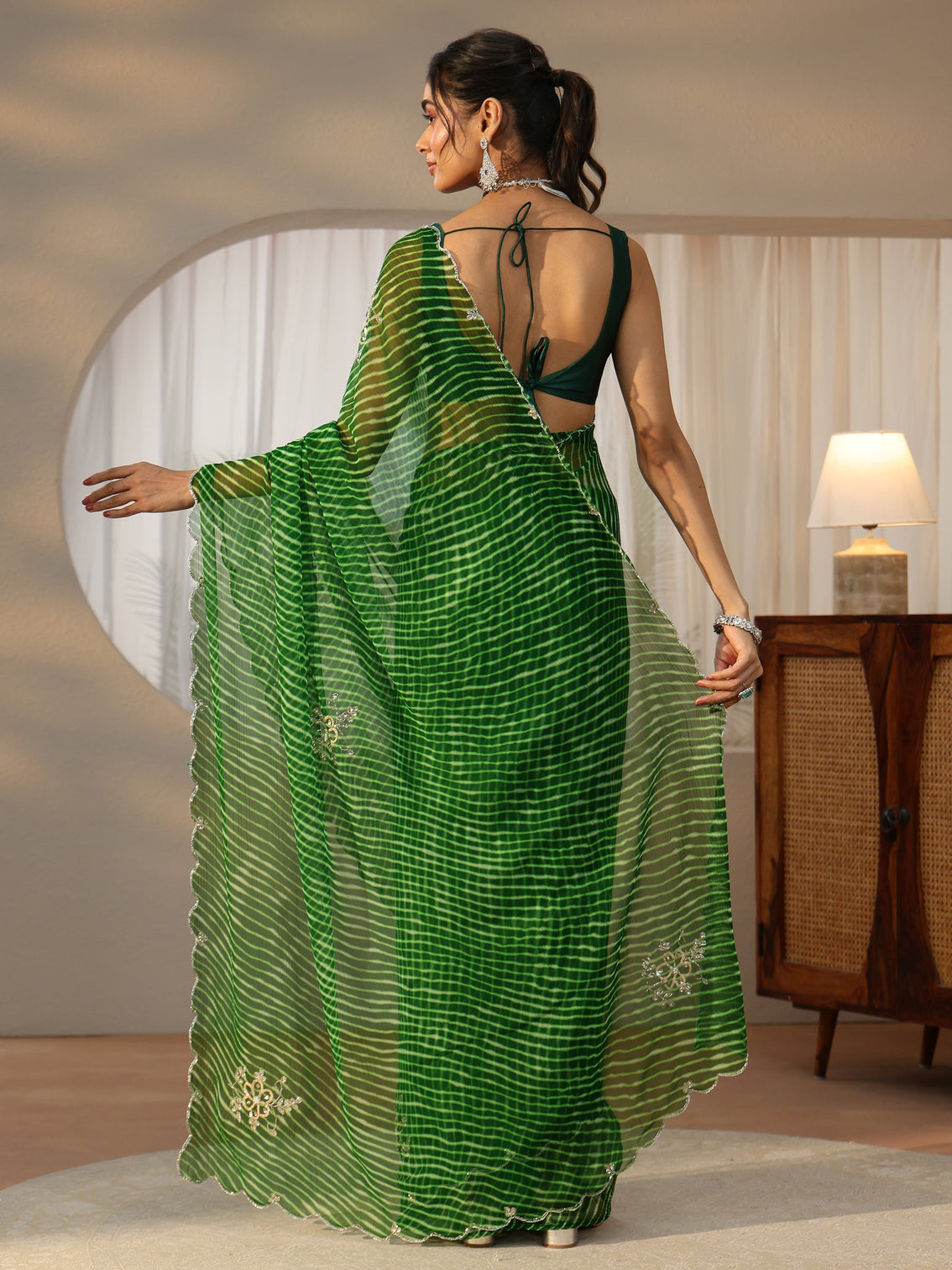 Mameraa Forrest Green Leheriya Printed Chiffon Saree