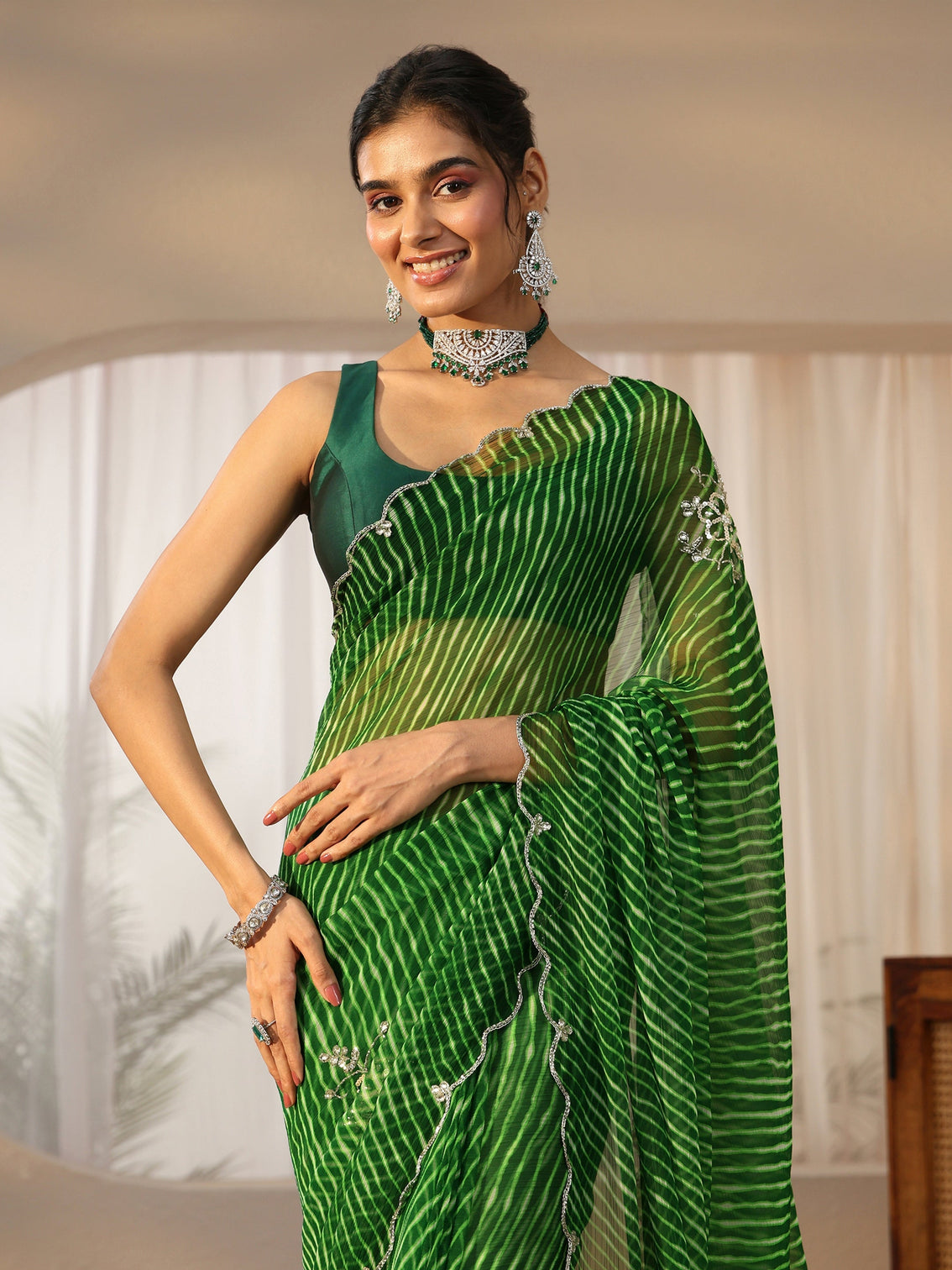 Mameraa Forrest Green Leheriya Printed Chiffon Saree