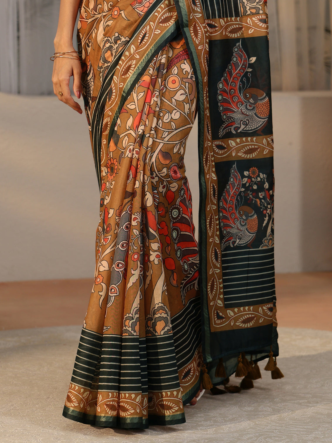 Mameraa Multi Colour Kalamkari Print Cotton Blend Saree