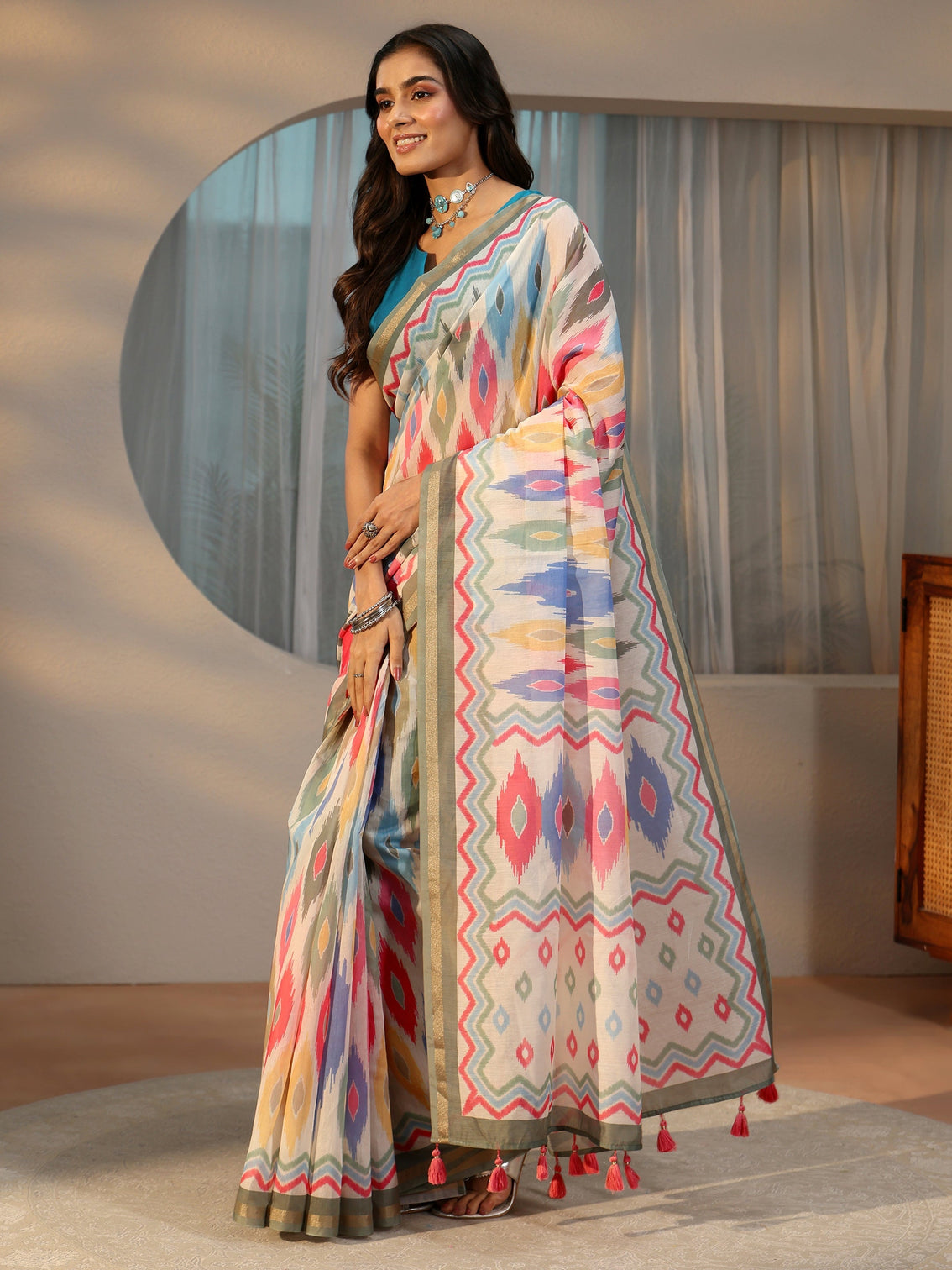 Mameraa White Ikat Printed Cotton Blend Saree