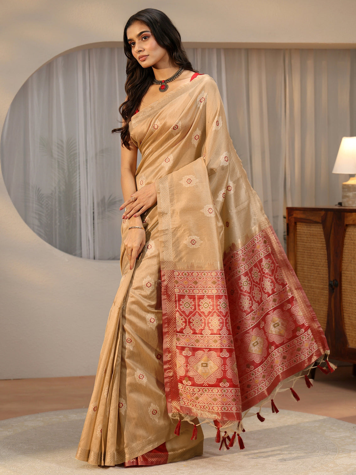 Mameraa Gold Woven Design Silk Blend Saree