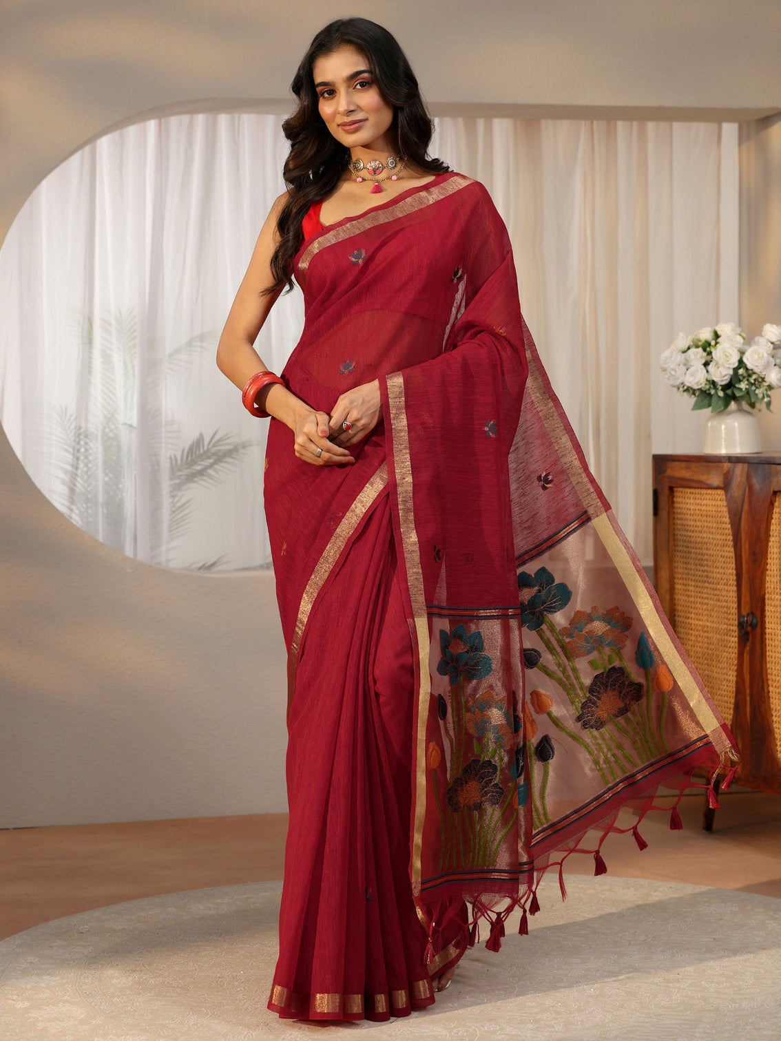 Mameraa Crimson Red Woven Design Floral Pallu Silk Blend Saree