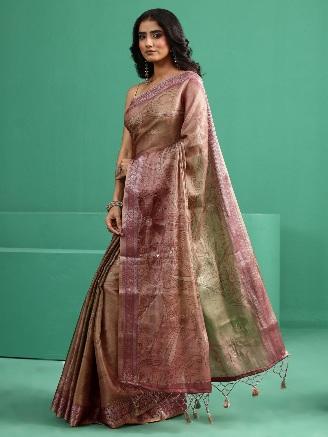 Mameraa Beige Floral Printed Silk Blend Saree