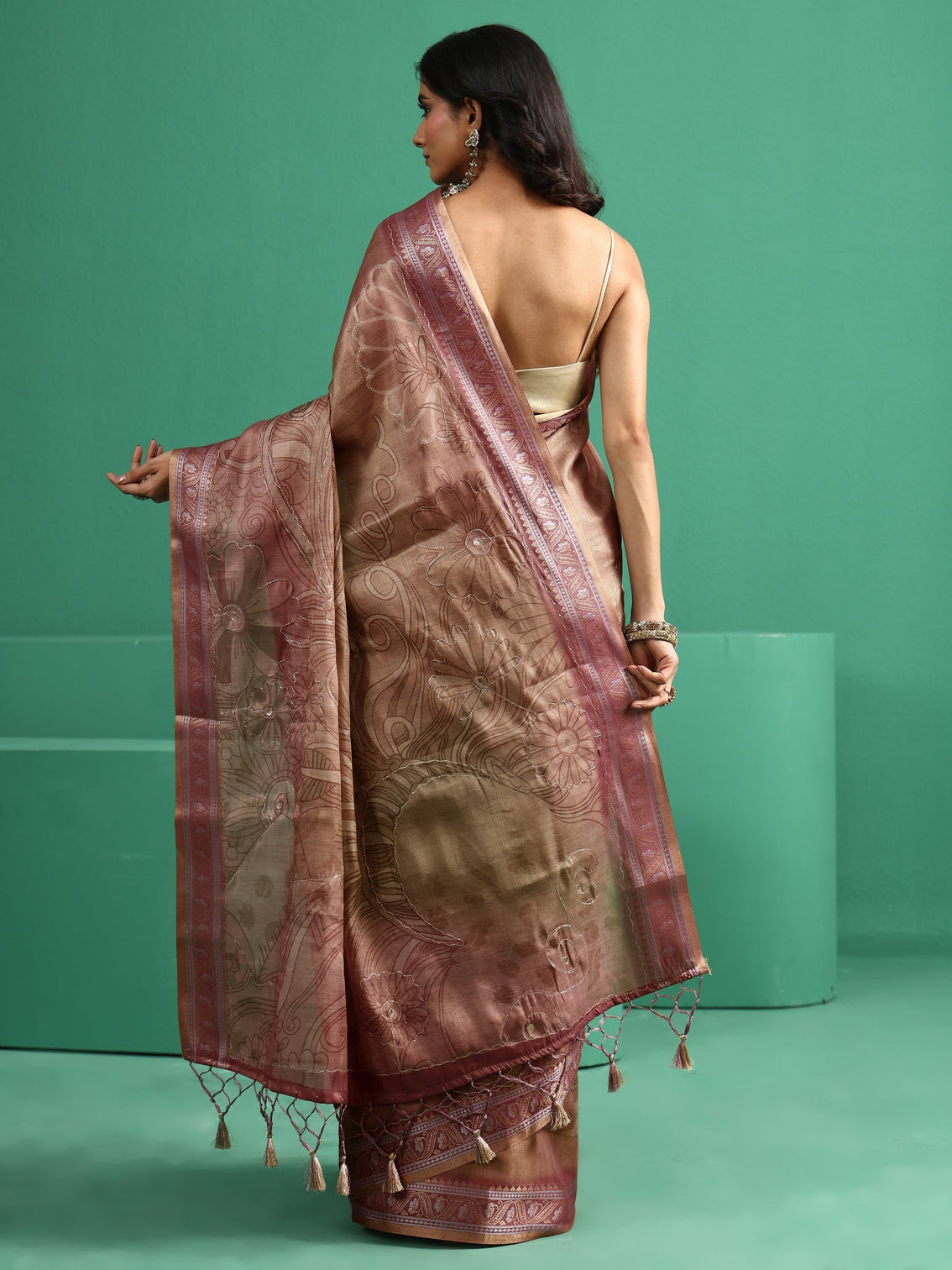 Mameraa Beige Floral Printed Silk Blend Saree